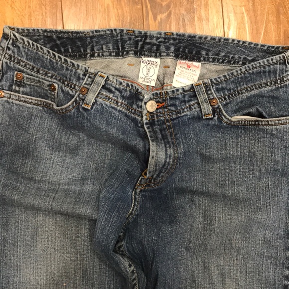 Lucky brand jeans. Sz 31 long. Mid rise. - Picture 2 of 4